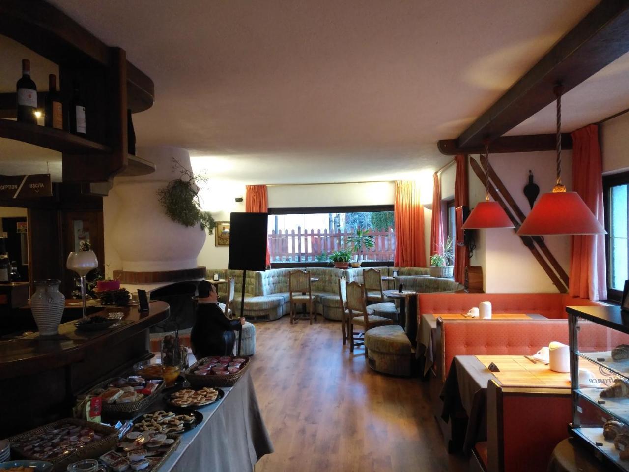 Hotel I Larici Bardonecchia Eksteriør billede