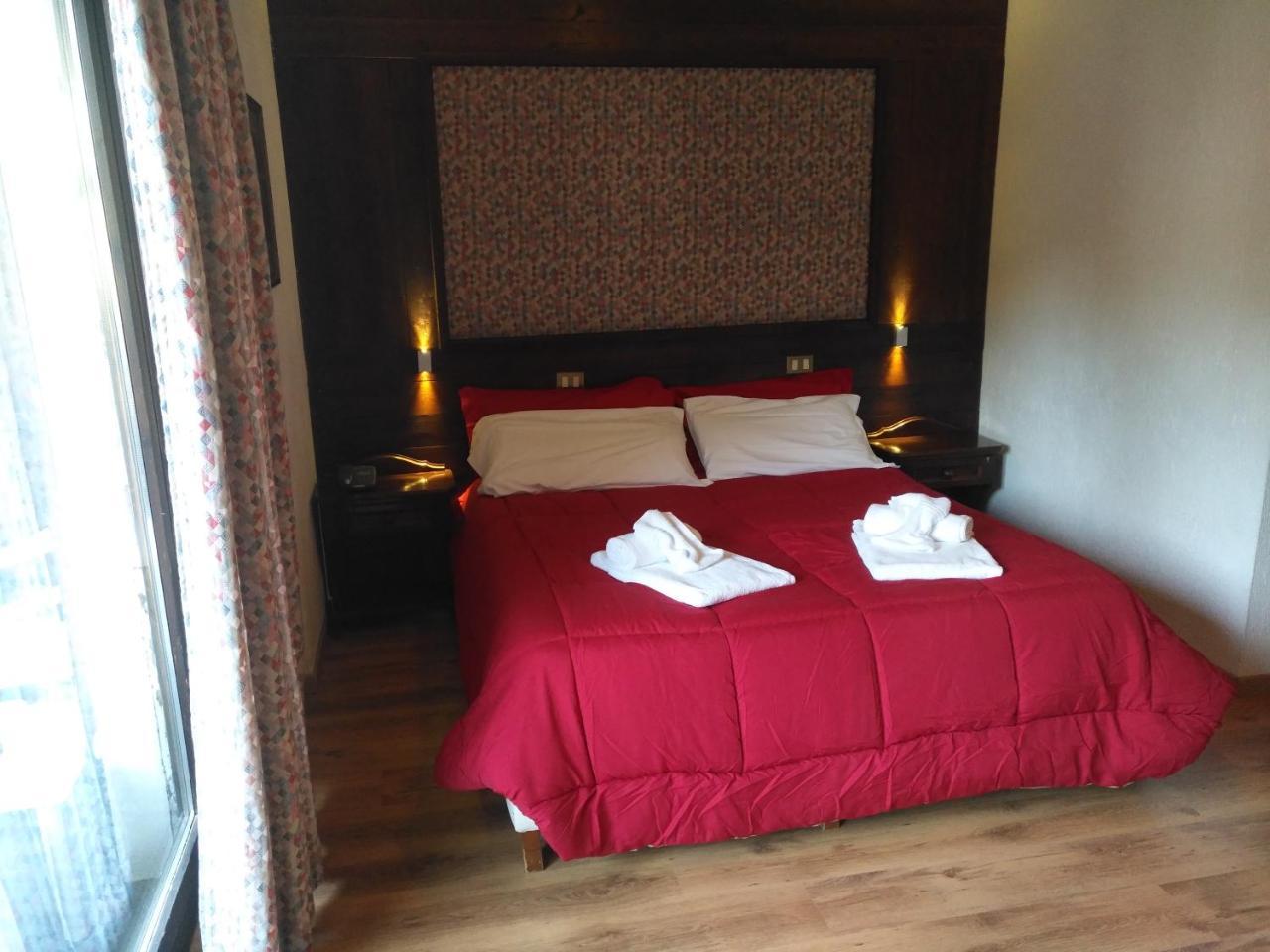 Hotel I Larici Bardonecchia Eksteriør billede