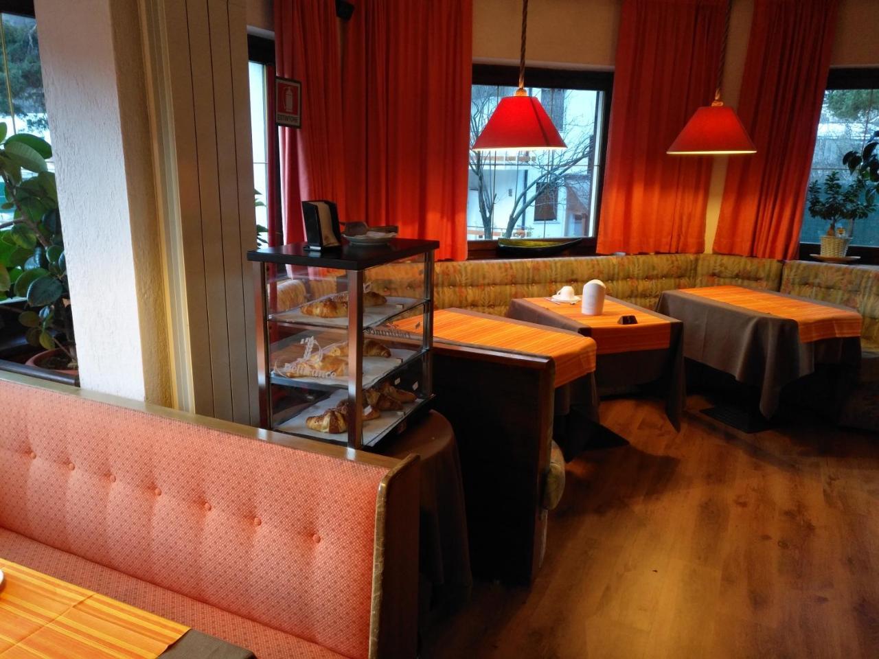 Hotel I Larici Bardonecchia Eksteriør billede