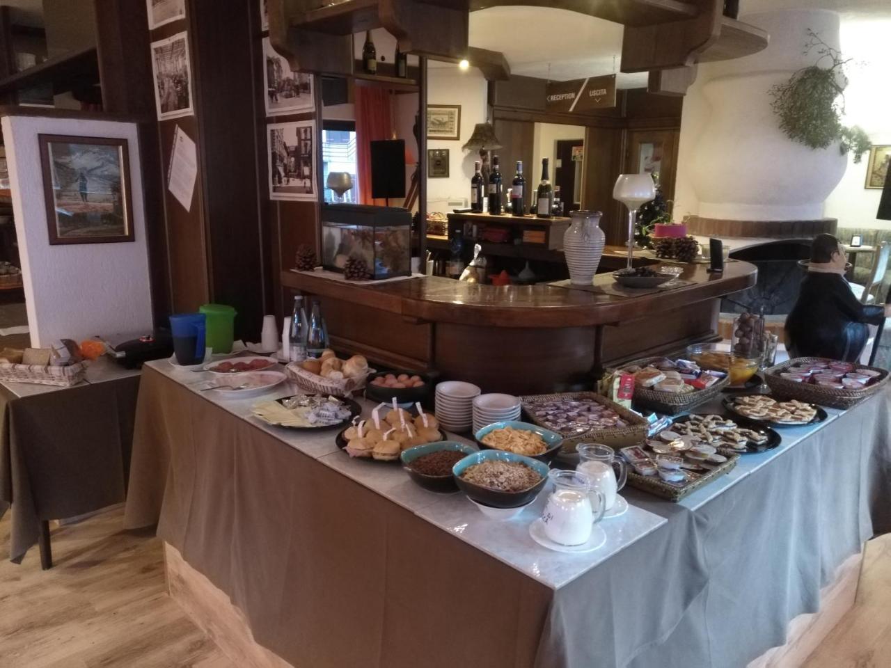 Hotel I Larici Bardonecchia Eksteriør billede